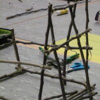 Projekttag 2013 - Klasse 5c erschafft architektonische Plastiken