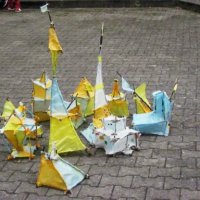 Projekttag 2013 - Klasse 5c erschafft architektonische Plastiken