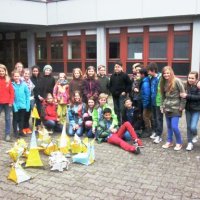 Projekttag 2013 - Klasse 5c erschafft architektonische Plastiken