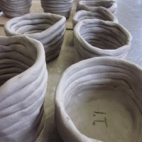 Plastische Hohlformen aus Ton