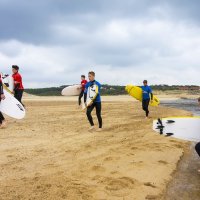 Neigungsfach Sport surft am Atlantik 2014